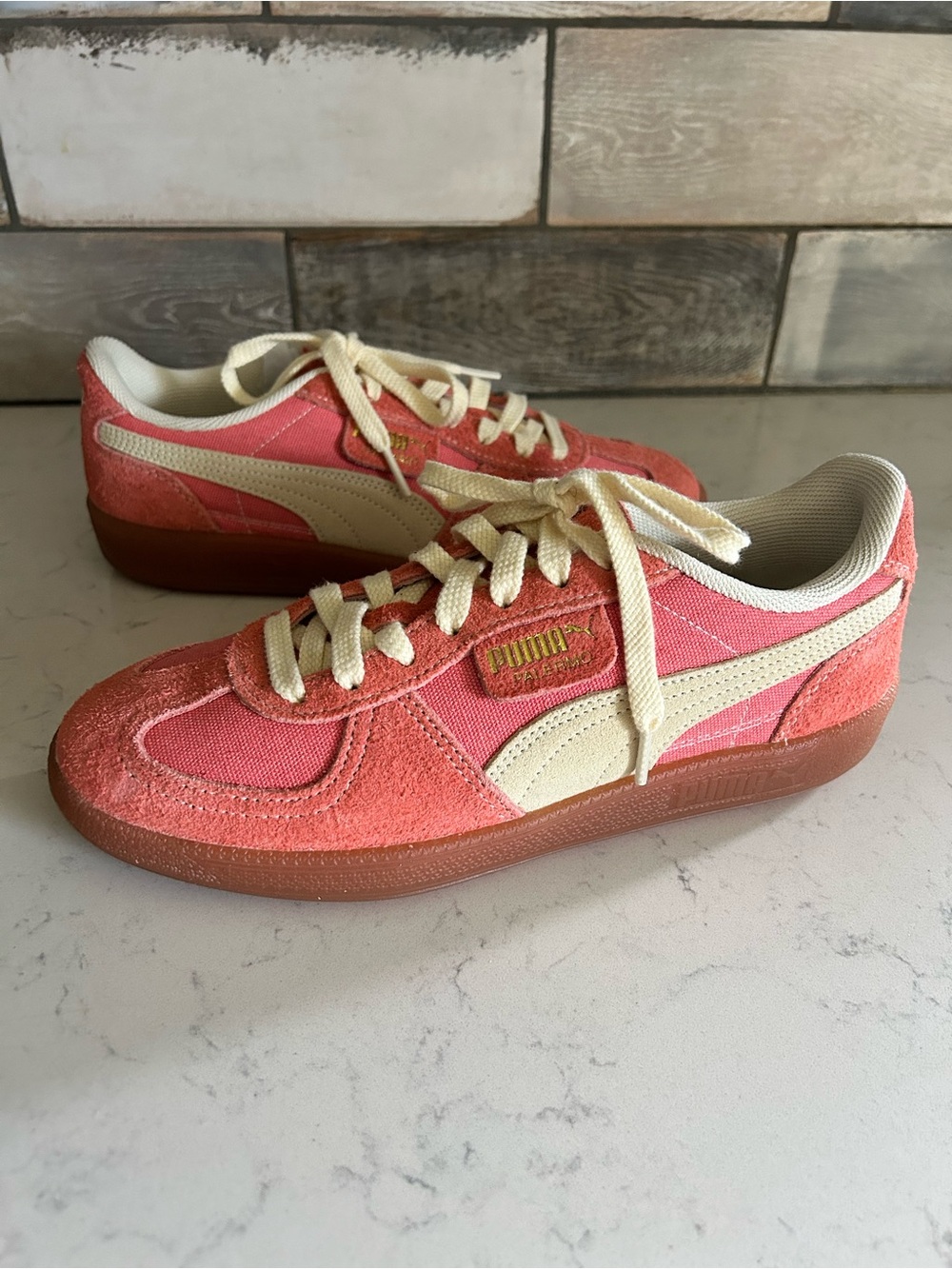 NWOT Puma Palermo Women’s Pink Suede Sneakers